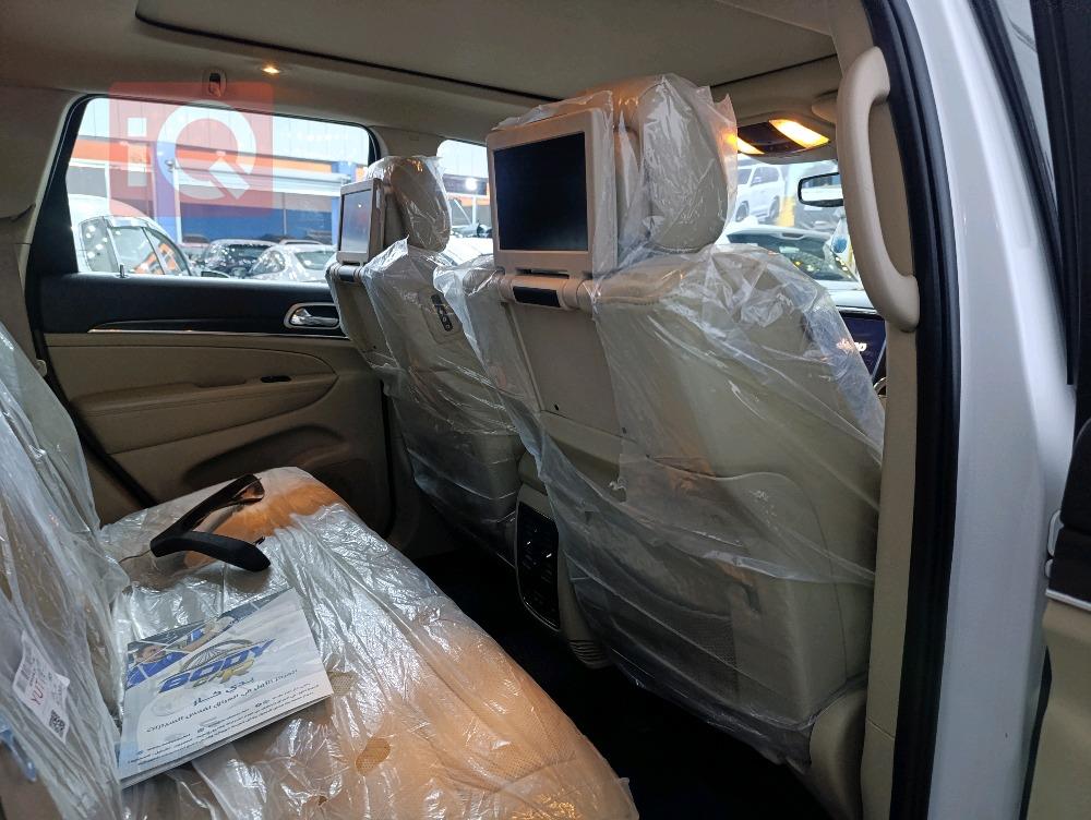 جيب جراند شيروكي